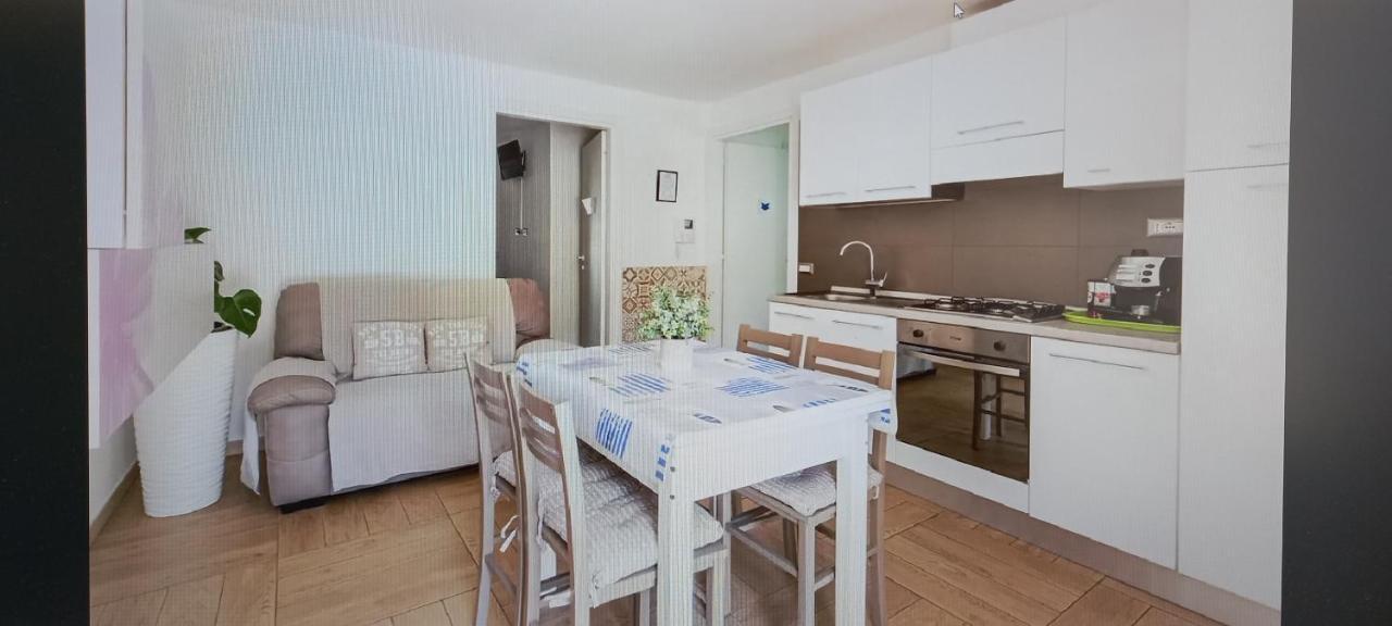 Oristano Camera Arancio Max 3Pers,Bagno,Uso Cucina ภายนอก รูปภาพ